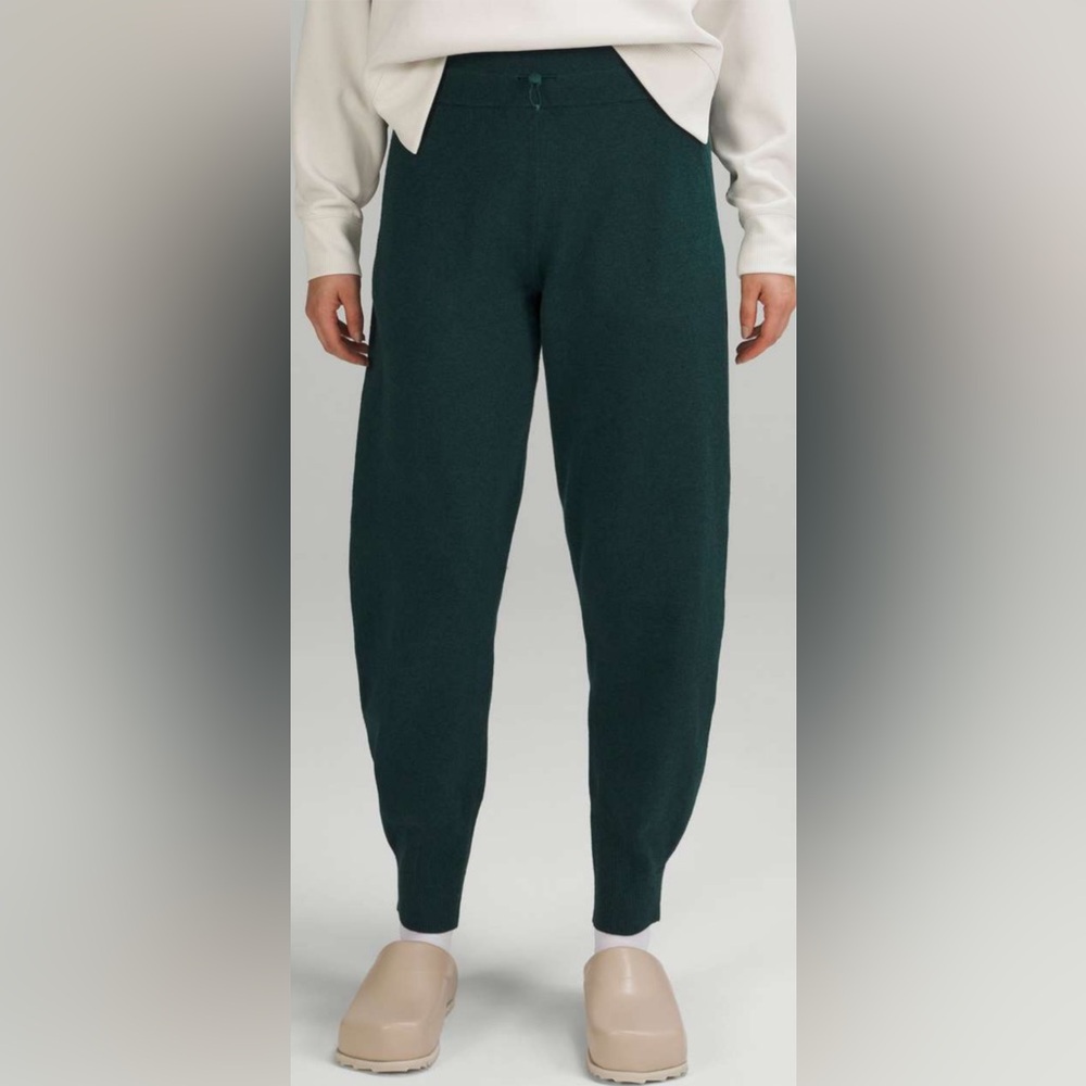 Lululemon Women’s Cotton-Cashmere Knit Mid Rise Jogger Pants Green Jasper Size 6